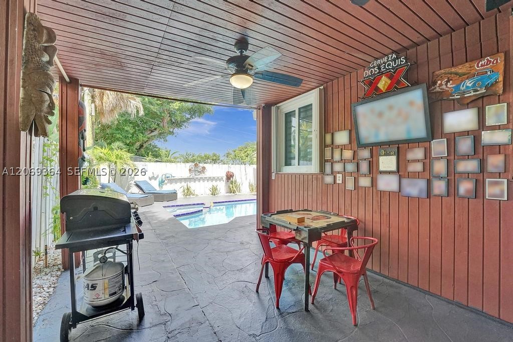 1750 71st St Property Photo 58