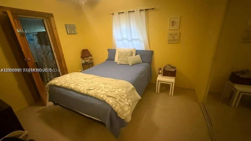 2411 Hayes St Property Photo 6
