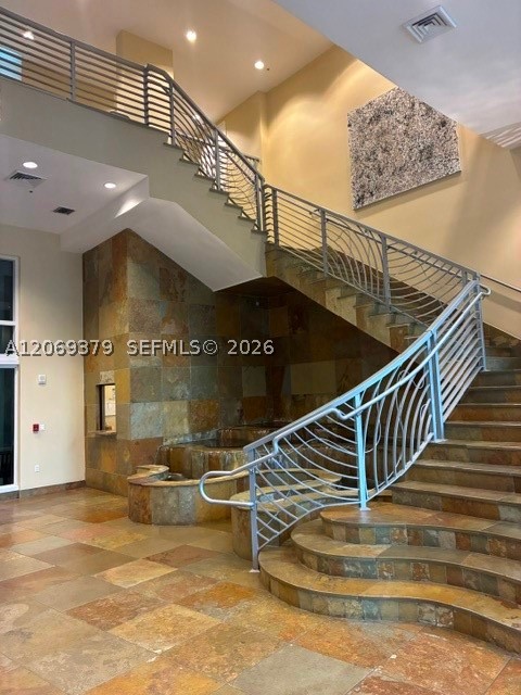 1755 E Hallandale Beach Blvd 701e Property Photo 4