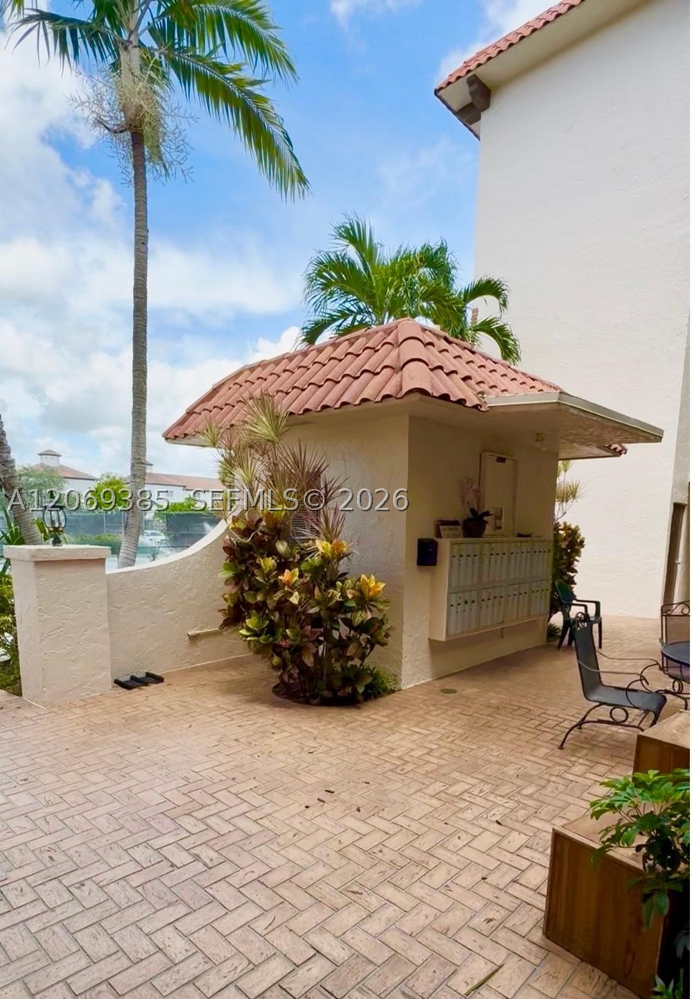 610 Tennis Club Dr 407 Property Photo 28