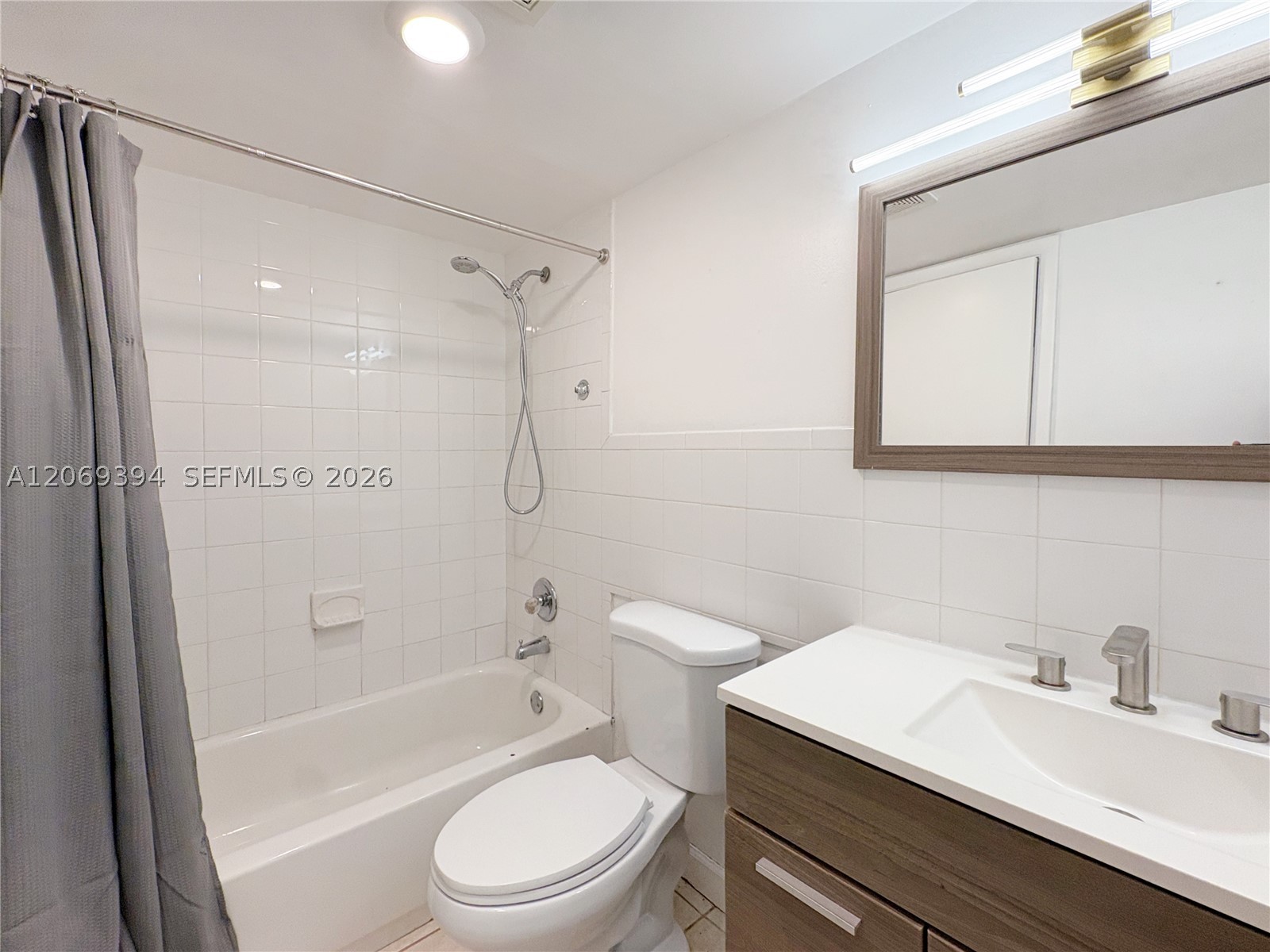 2175 Ne 170th St 104 Property Photo 20