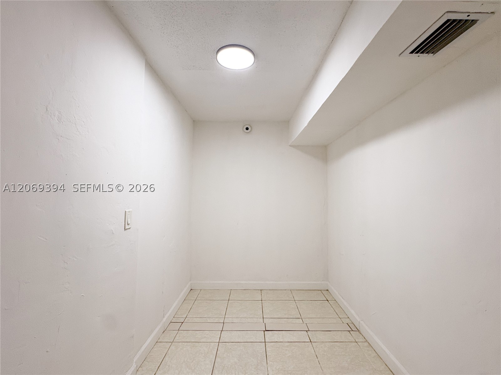 2175 Ne 170th St 104 Property Photo 24