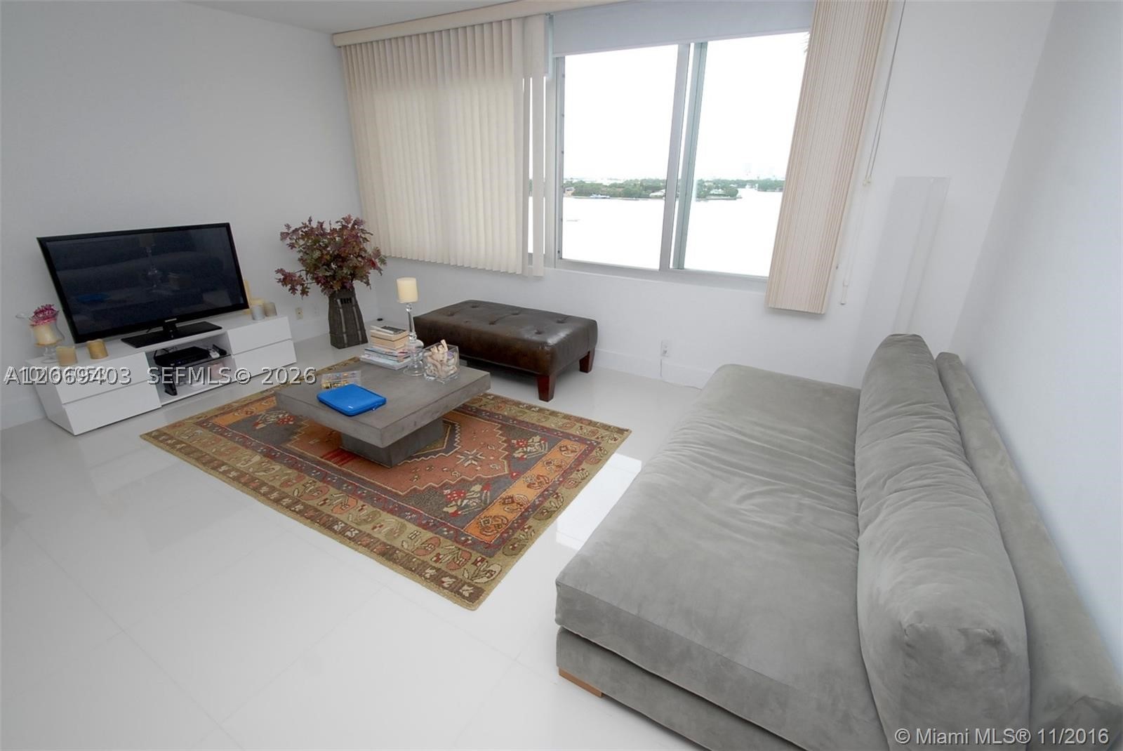 1200 West Ave 1101 Property Photo 1