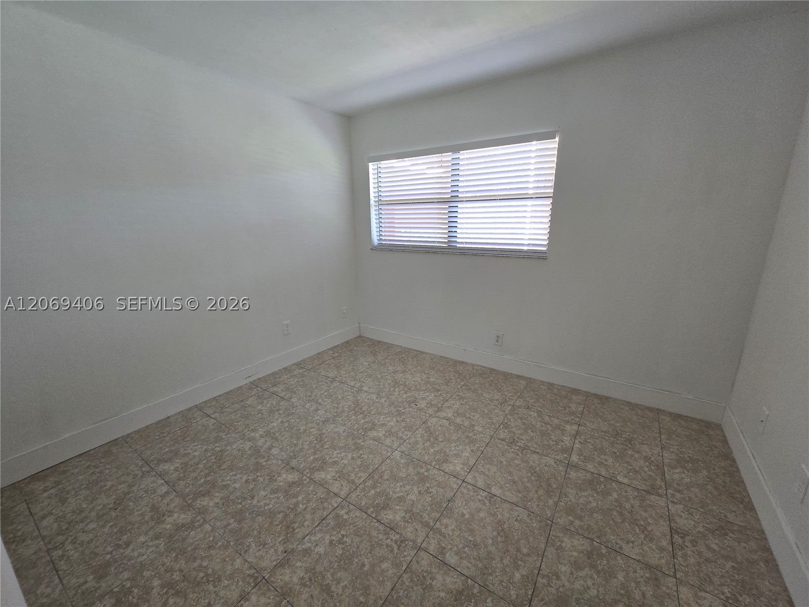 3396 Foxcroft Rd 113 Property Photo 8