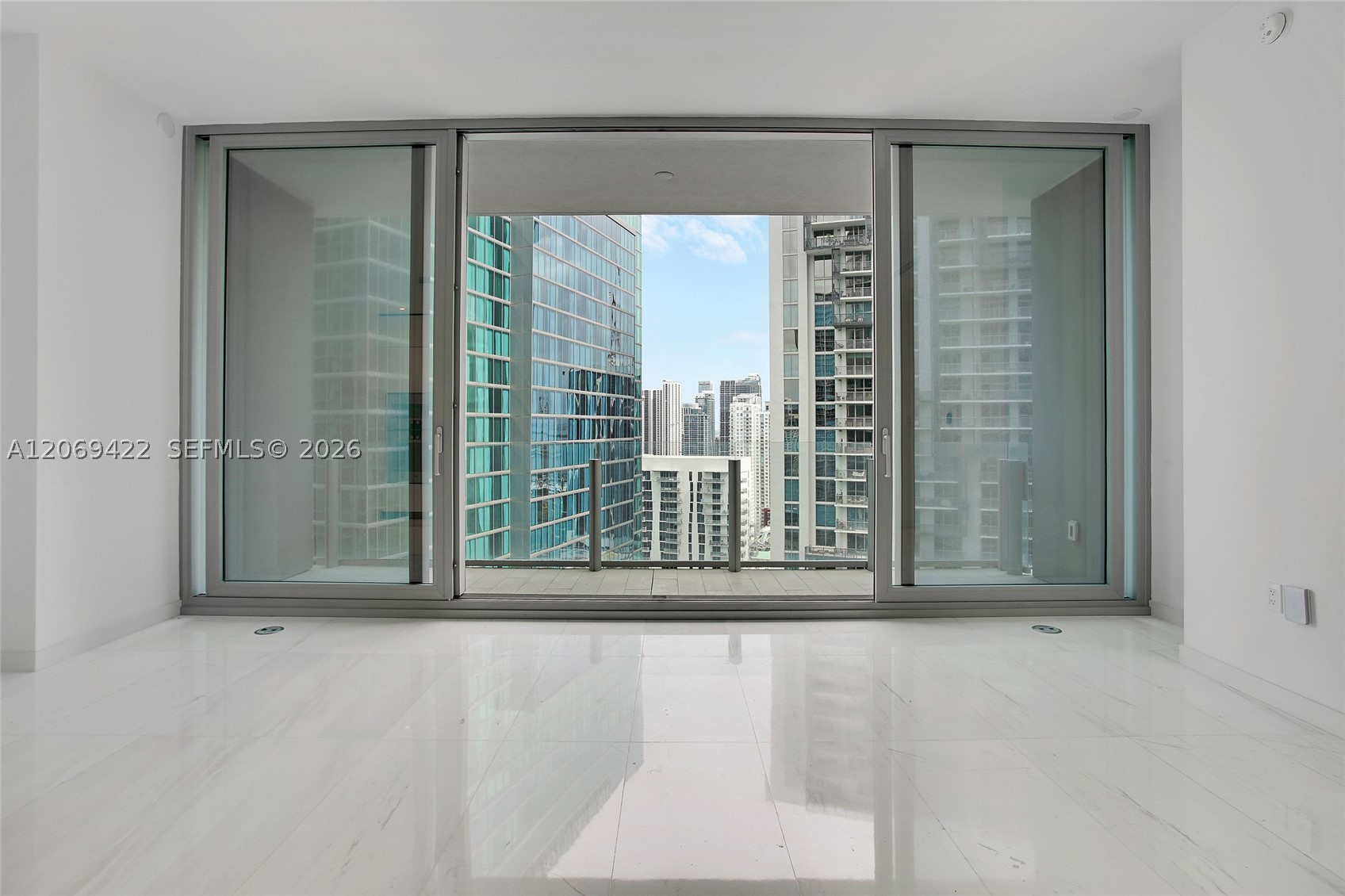 300 Biscayne Boulevard Way 3108 Property Photo 3