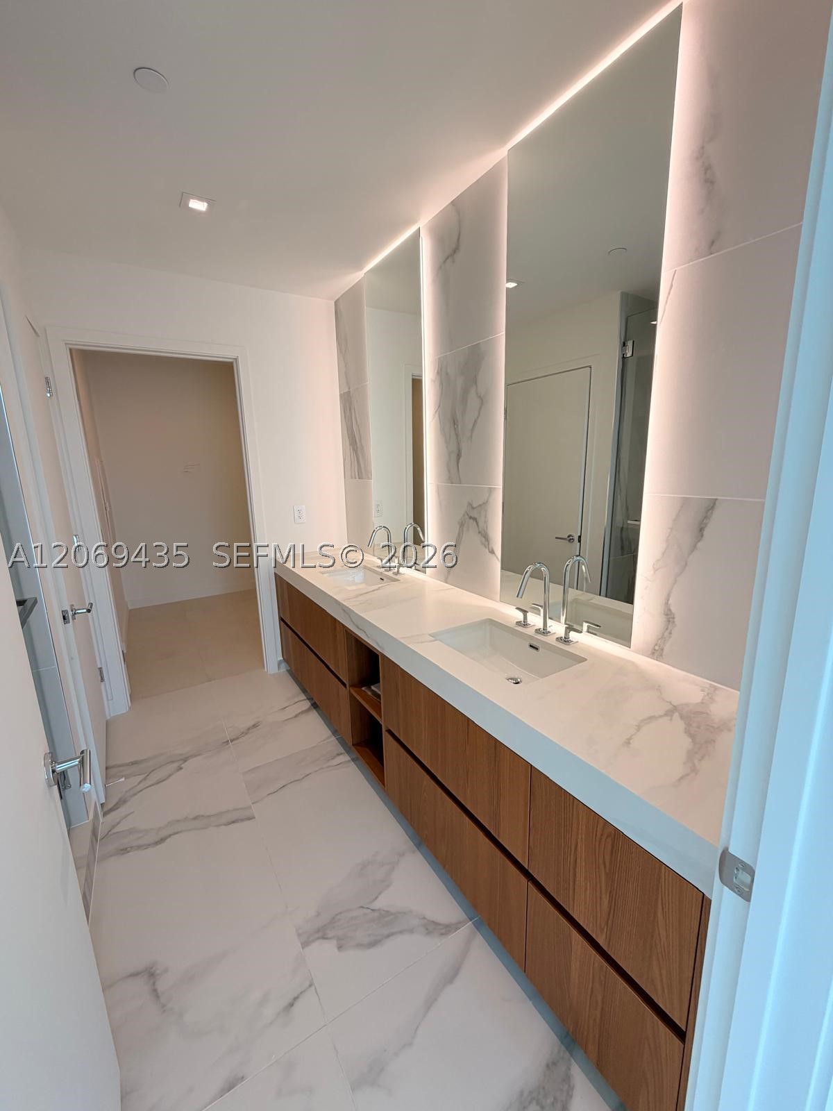 1400 Biscayne Blvd 702 Property Photo 9
