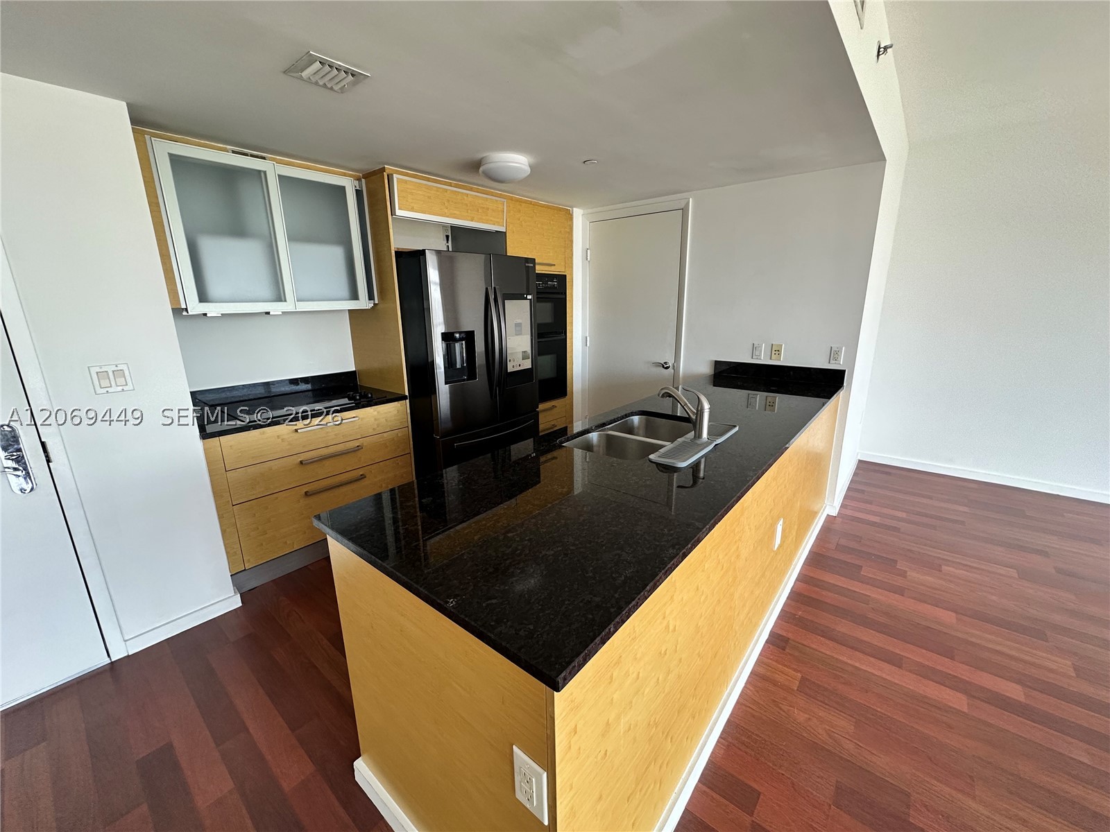1830 S Ocean Dr 1607 Property Photo 9