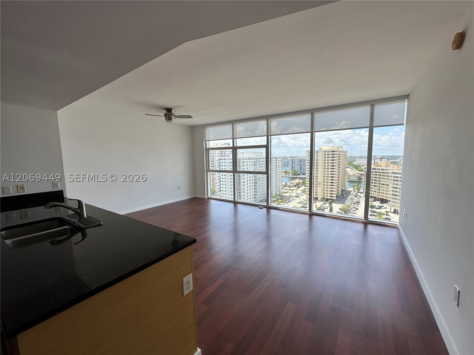 1830 S Ocean Dr 1607 Property Photo 11