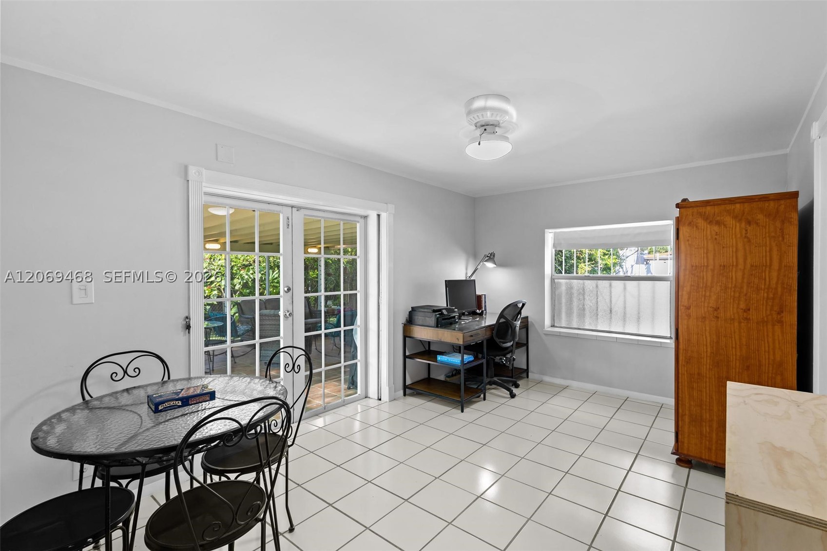 2470 Sw 23rd Ave Property Photo 16