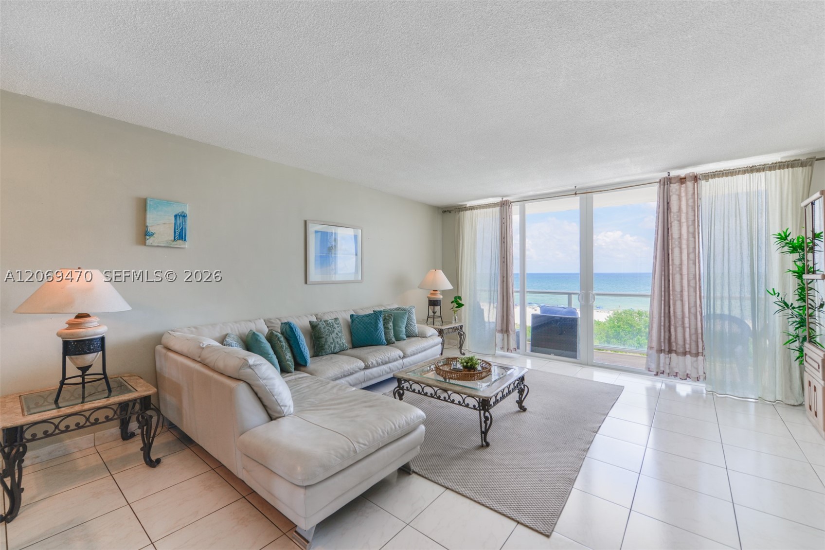 5601 Collins Ave 512 Property Photo 1