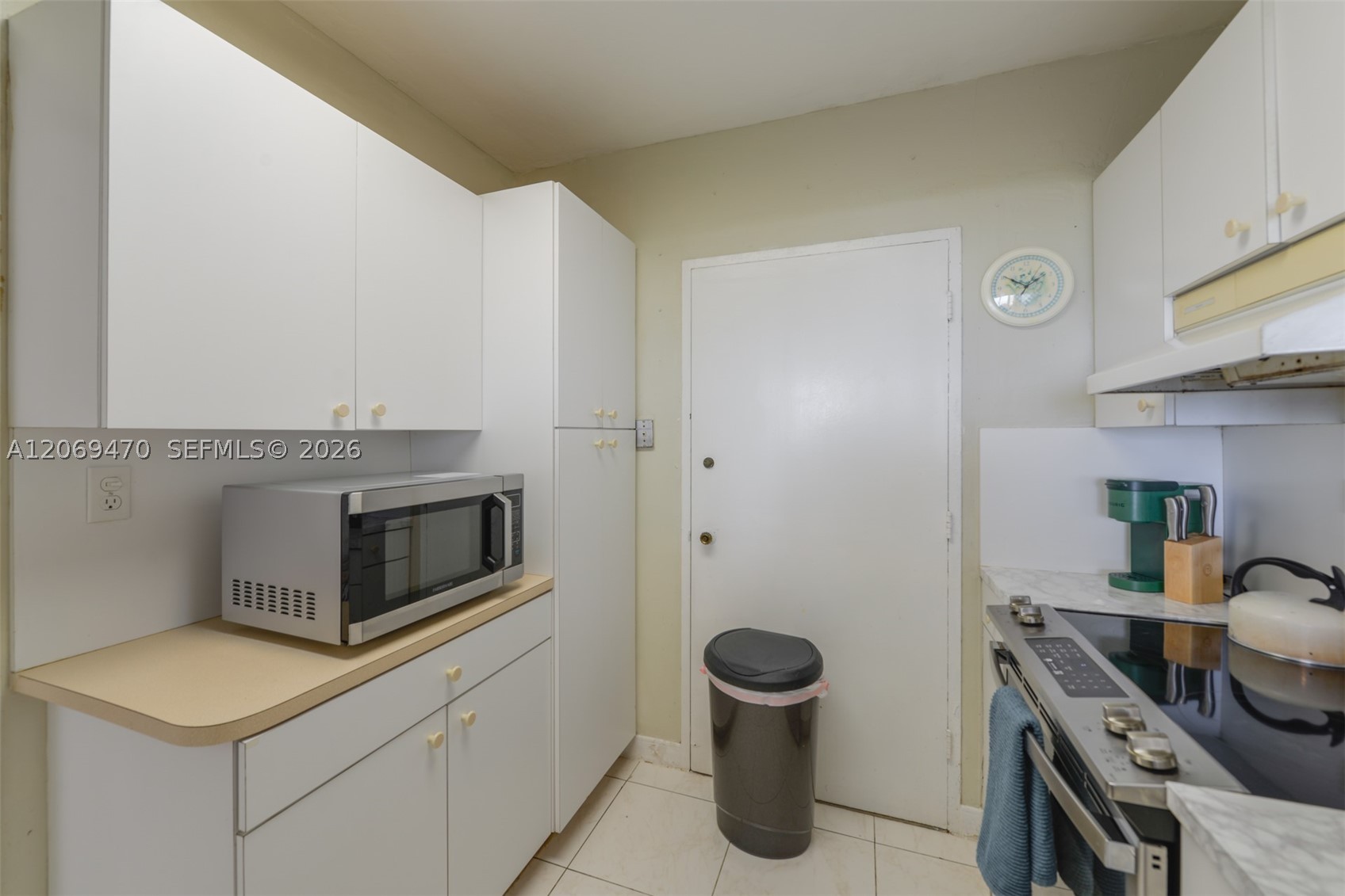 5601 Collins Ave 512 Property Photo 11