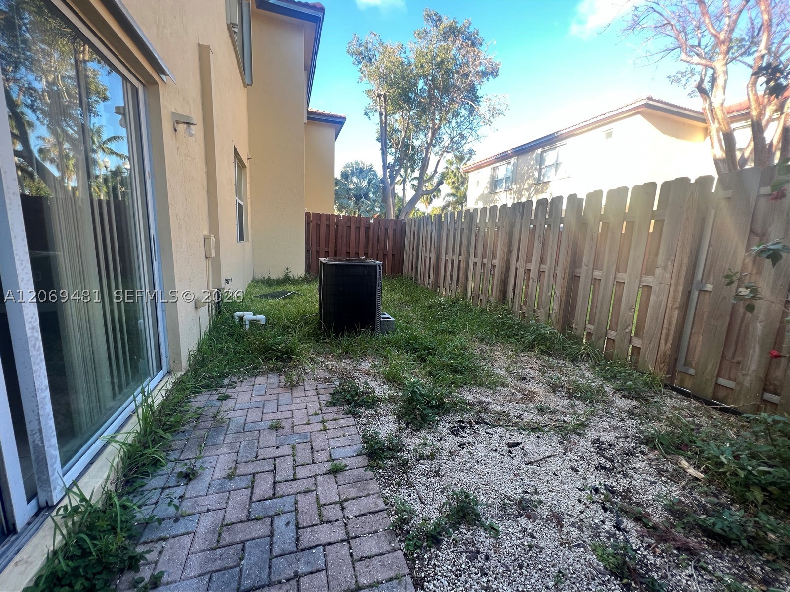 3360 Ne 14th Dr 104-30 Property Photo 19