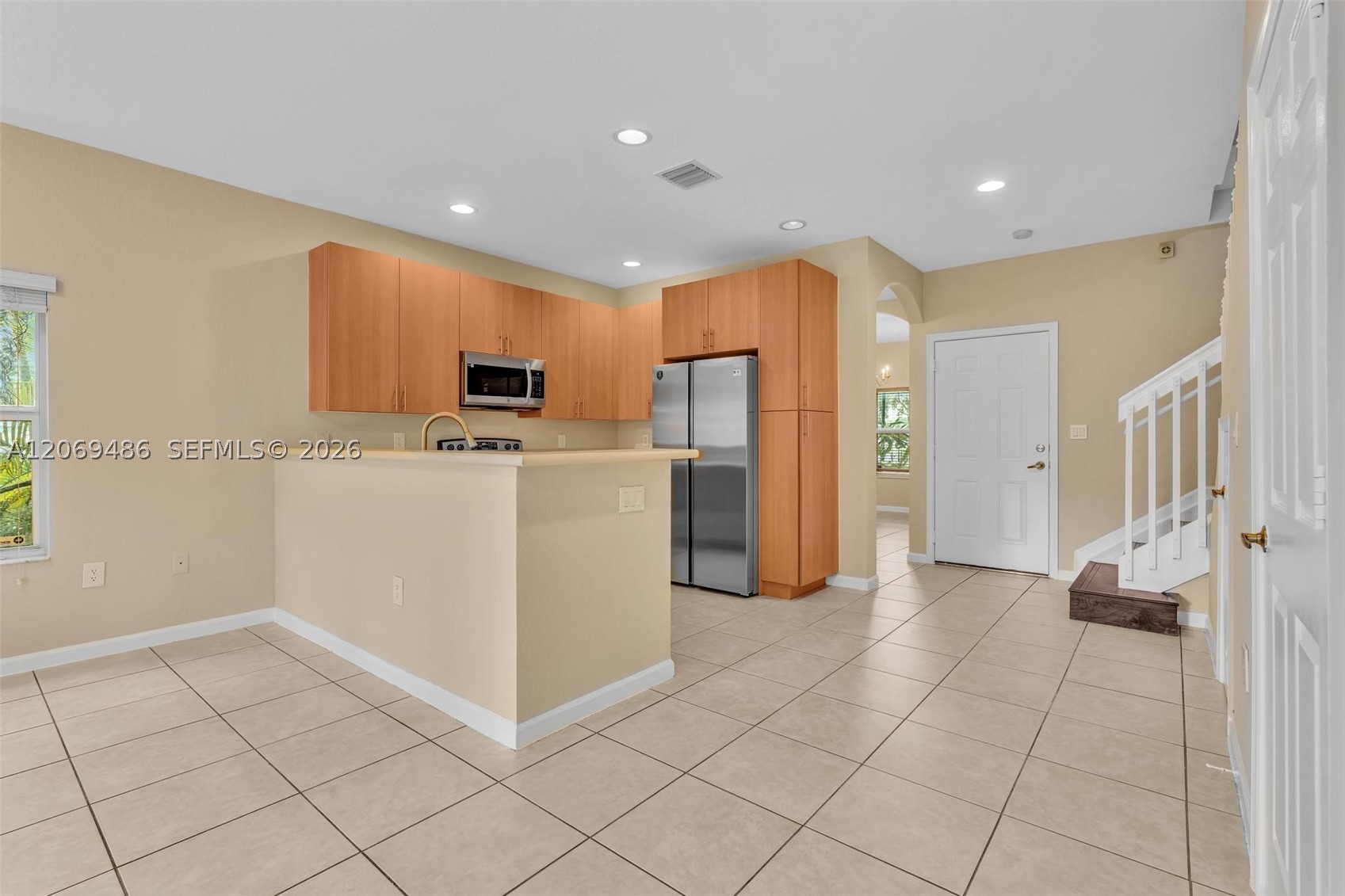3102 Nw 24th Way Property Photo 4