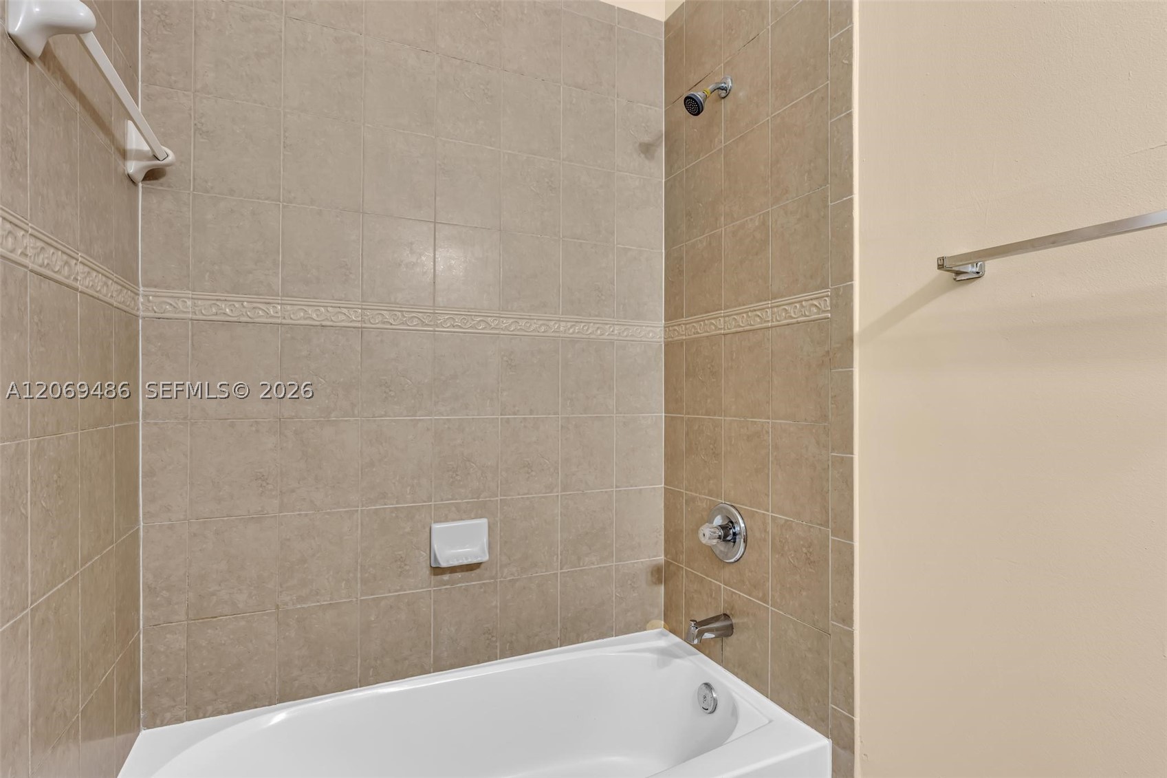 3102 Nw 24th Way Property Photo 21