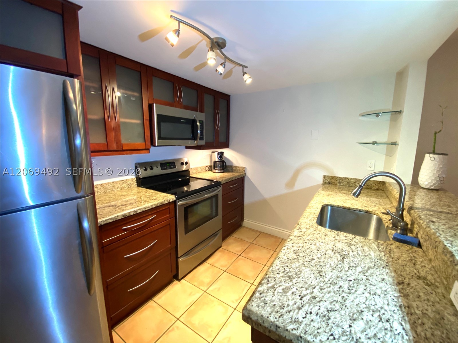 4530 Sw 68th Ct Cir 32-6 Property Photo 3