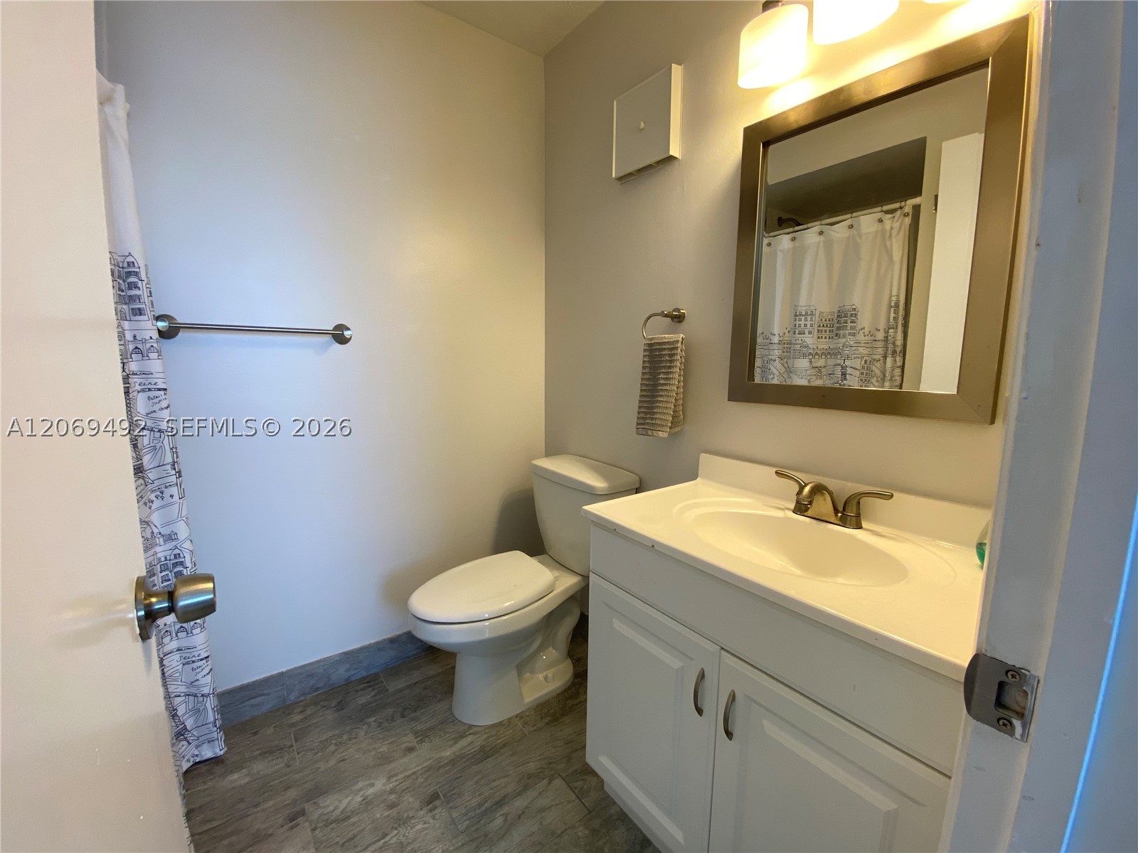 4530 Sw 68th Ct Cir 32-6 Property Photo 9