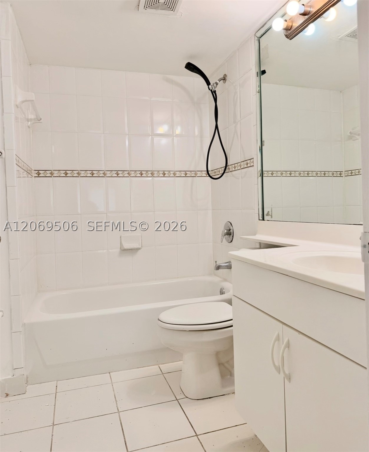 2415 Nw 16th St Rd 207-1 Property Photo 14