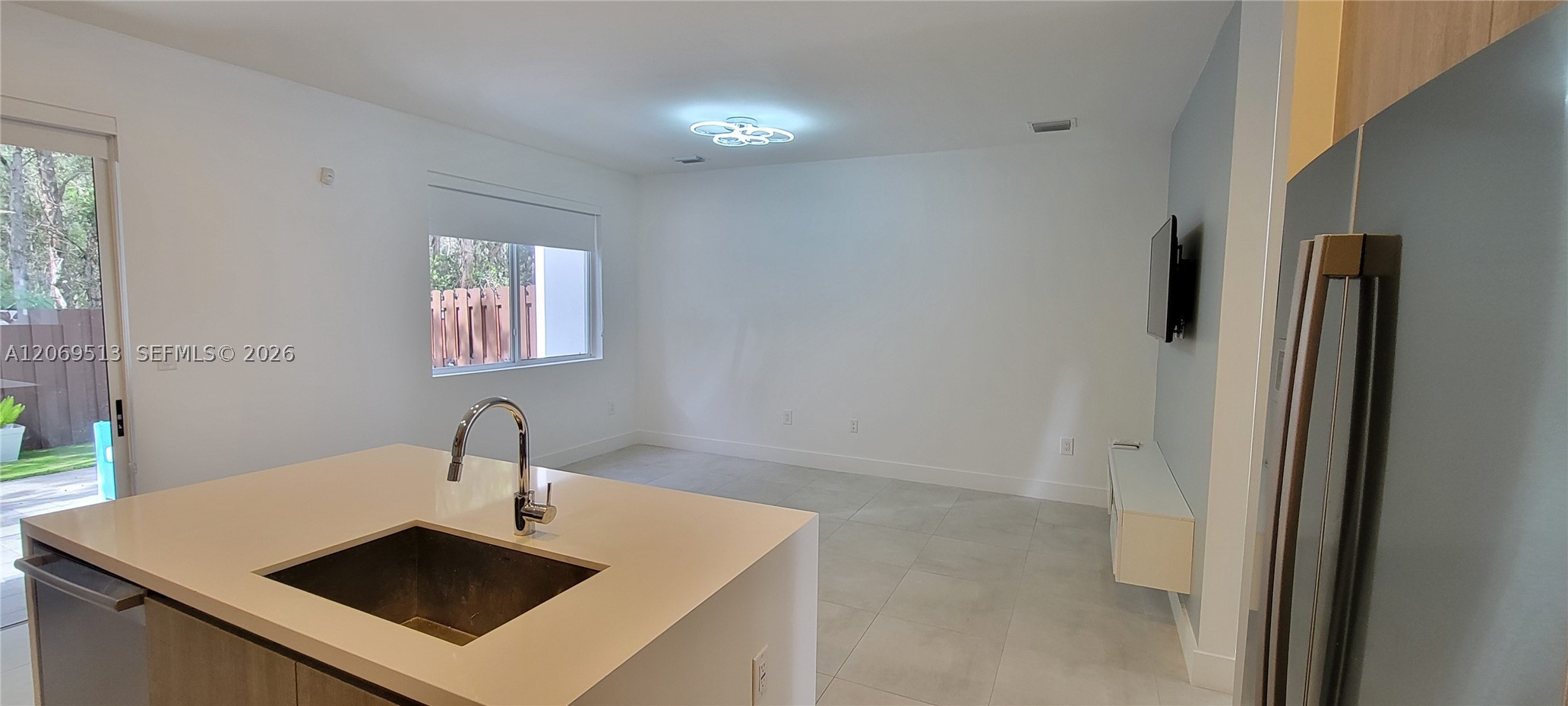 10219 Nw 72nd Ter Property Photo 16