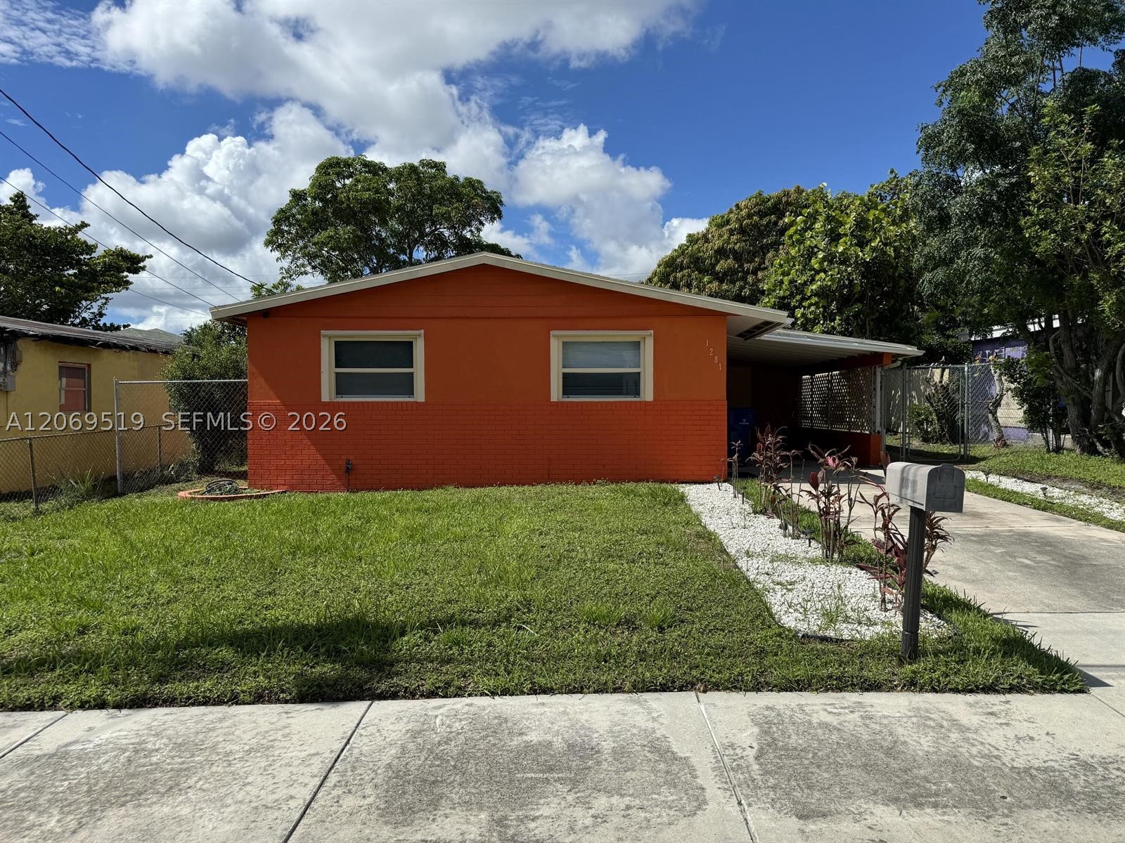 1281 W 35th St Property Photo 1