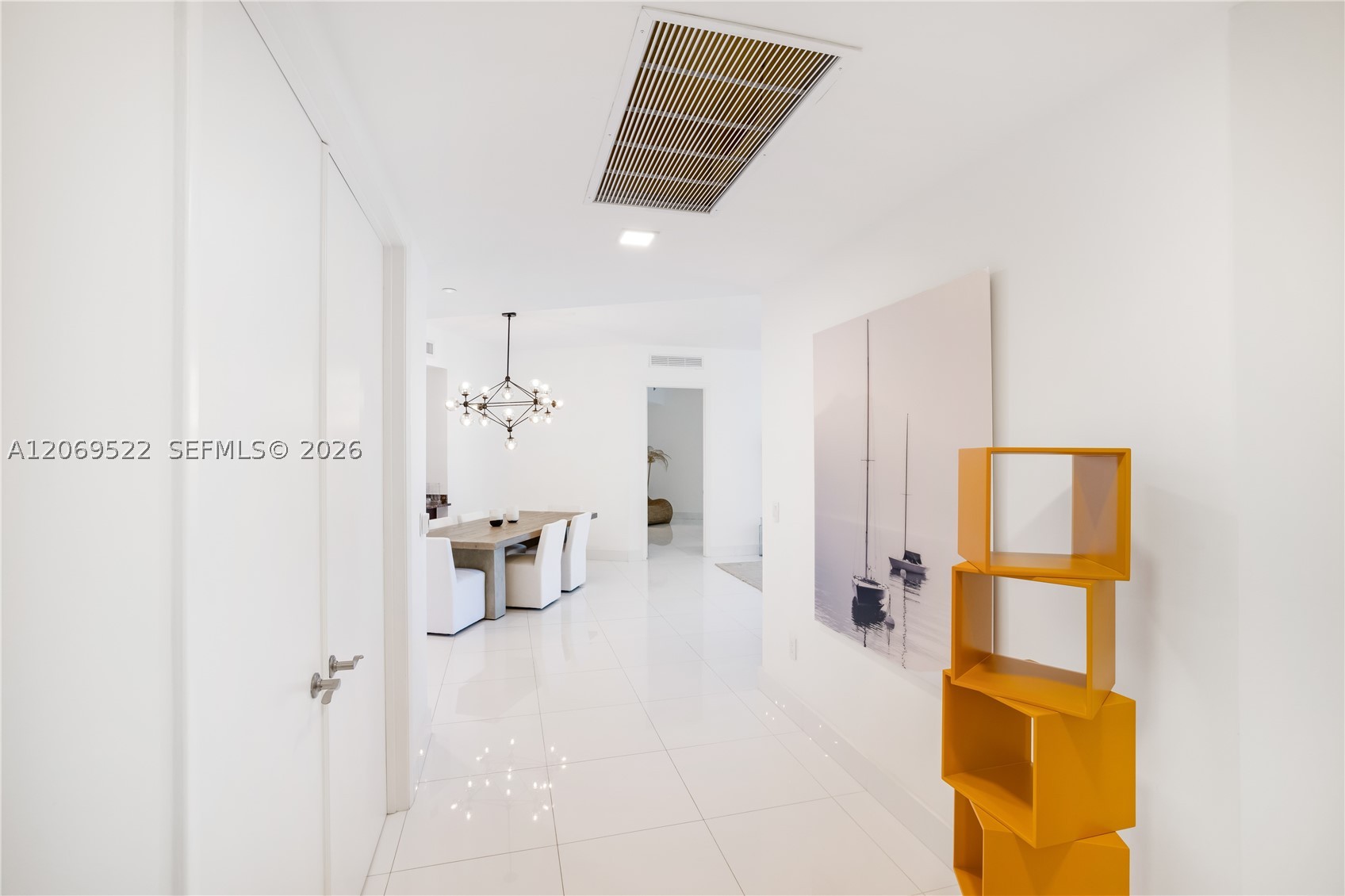 15901 Collins Ave 707 Property Photo 4