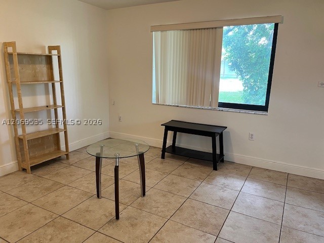 4605 Sw 65th Ave Property Photo 2
