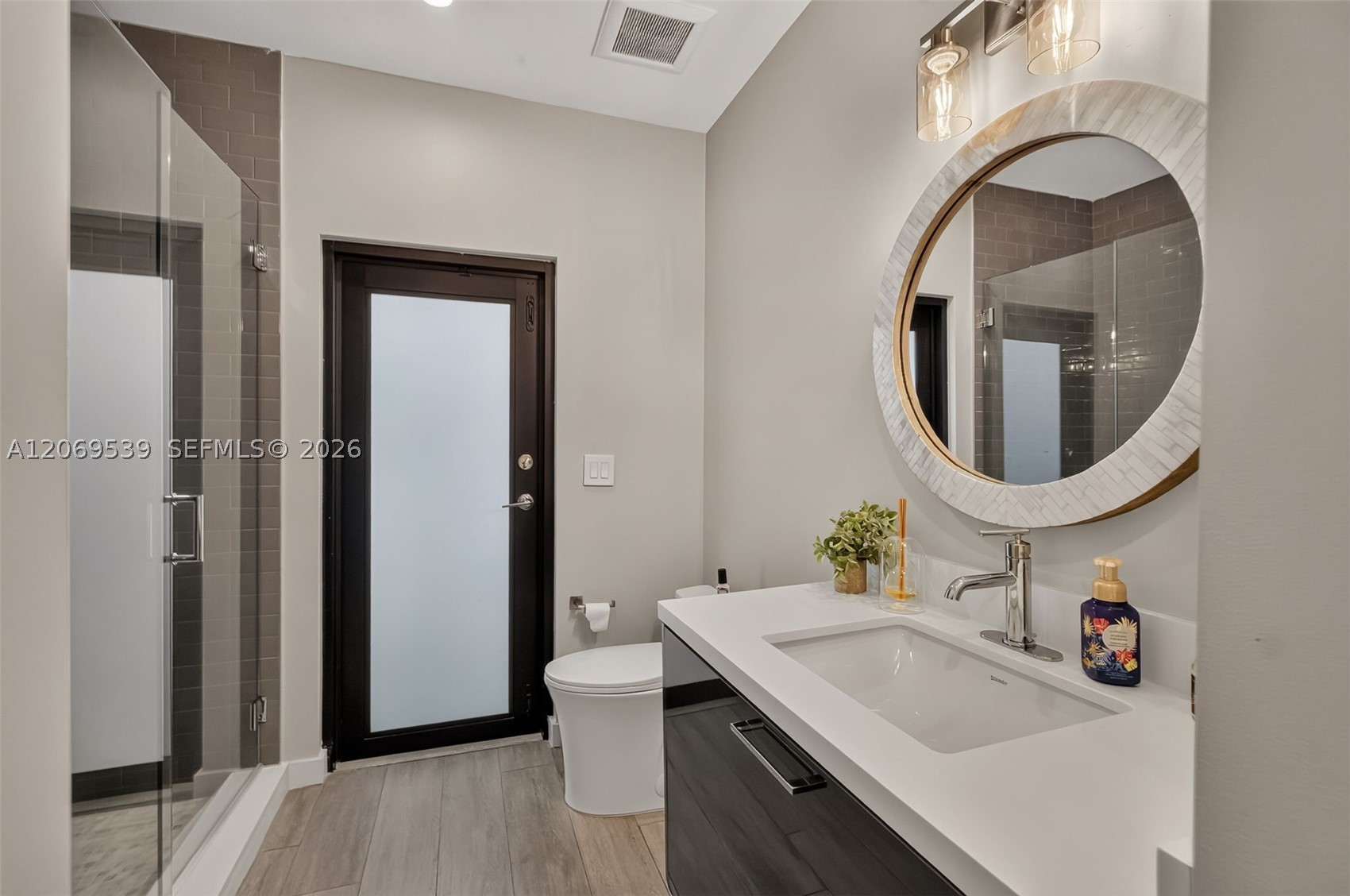 8670 Arboretum Ln Property Photo 25