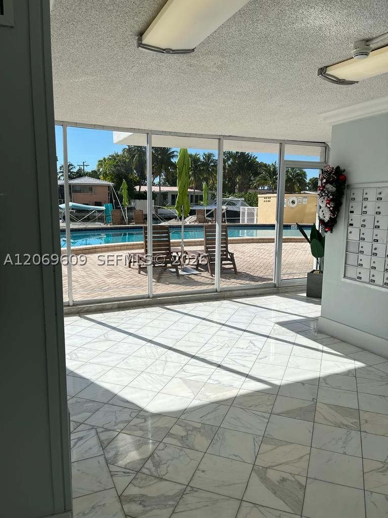 2020 NE 135th St 609 Property Photo 1