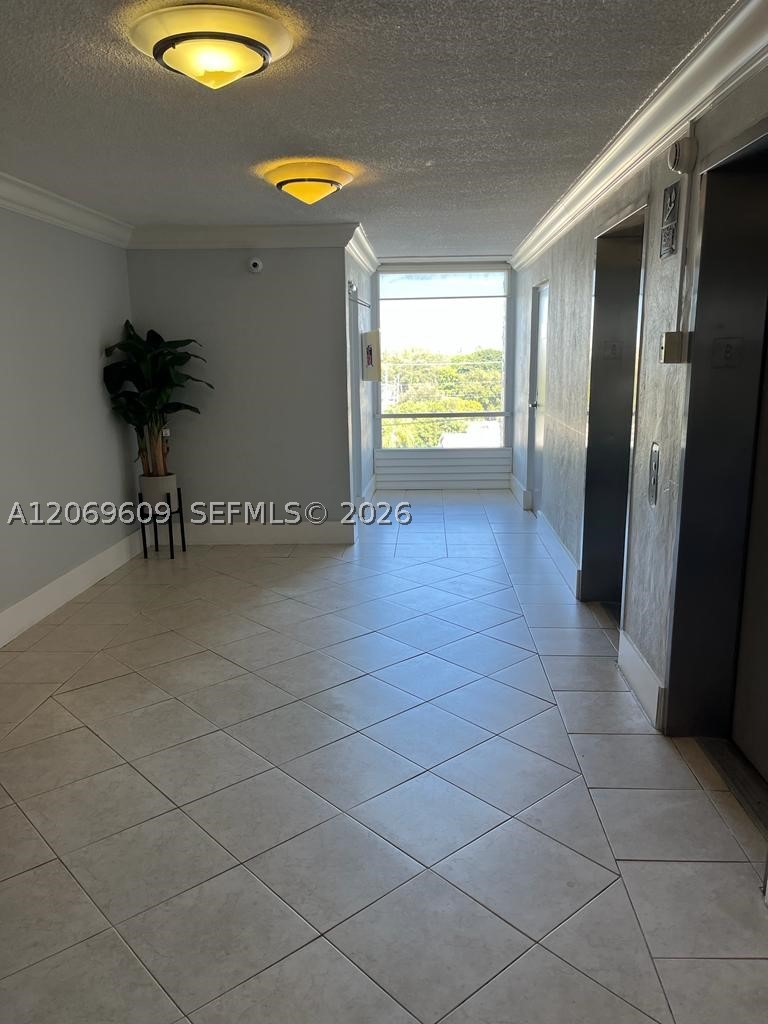 2020 Ne 135th St 609 Property Photo 8