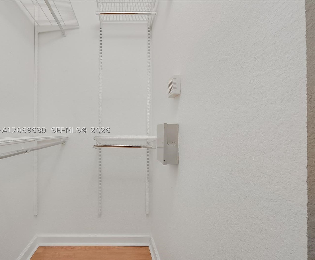 2928 Se 2nd St 3 Property Photo 19