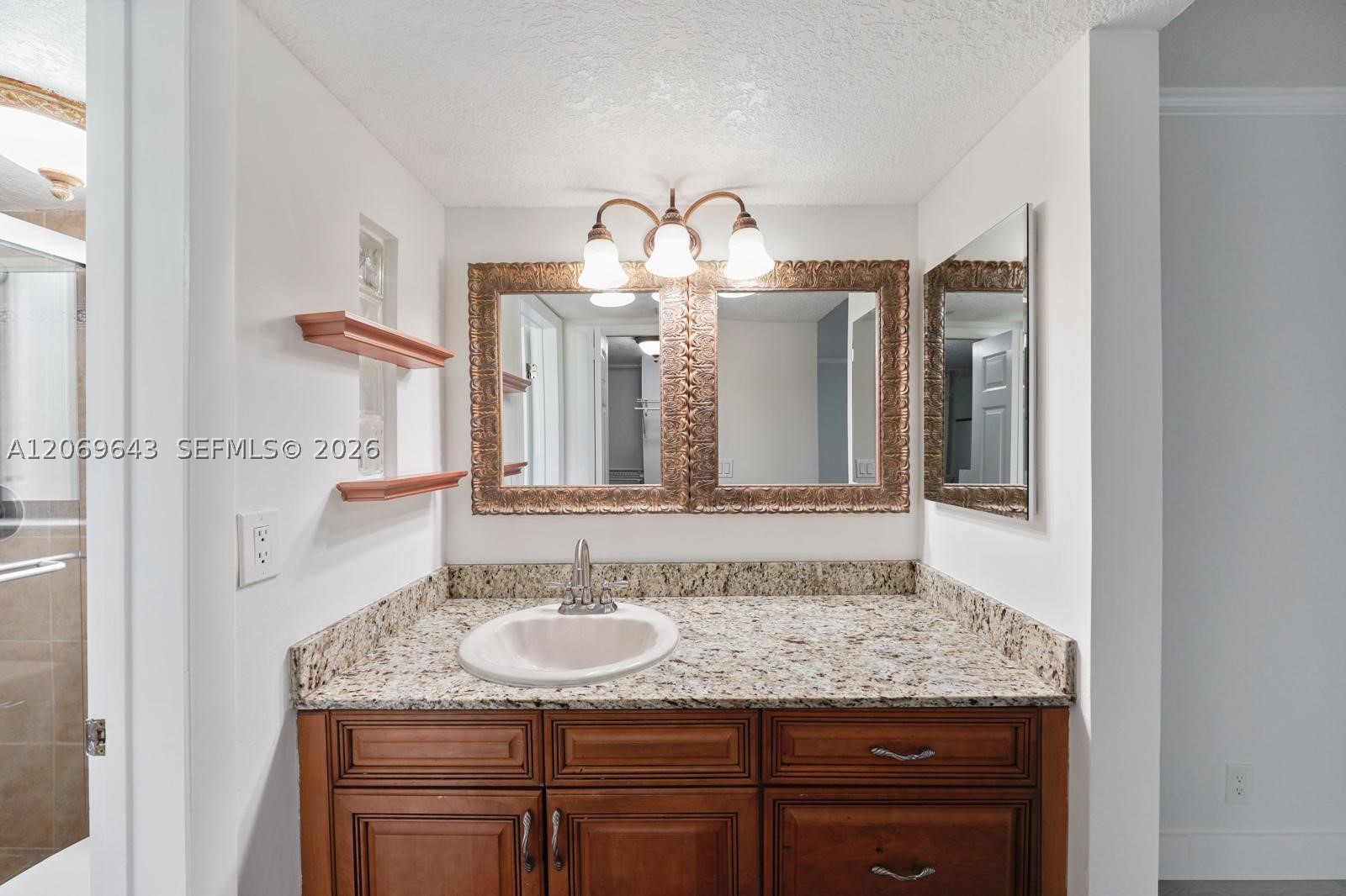 185 Lakeview Dr 201 Property Photo 27