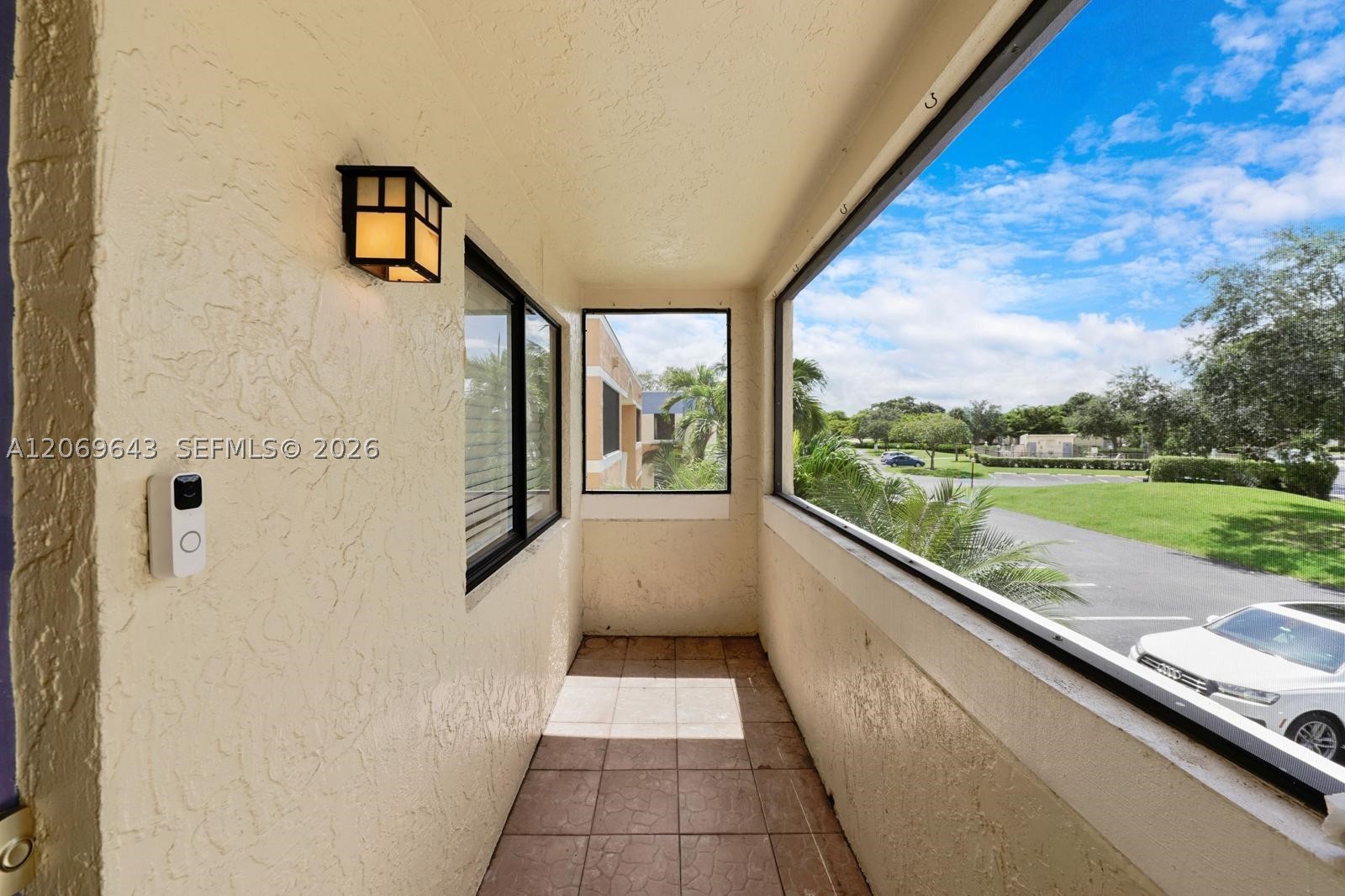 185 Lakeview Dr 201 Property Photo 32
