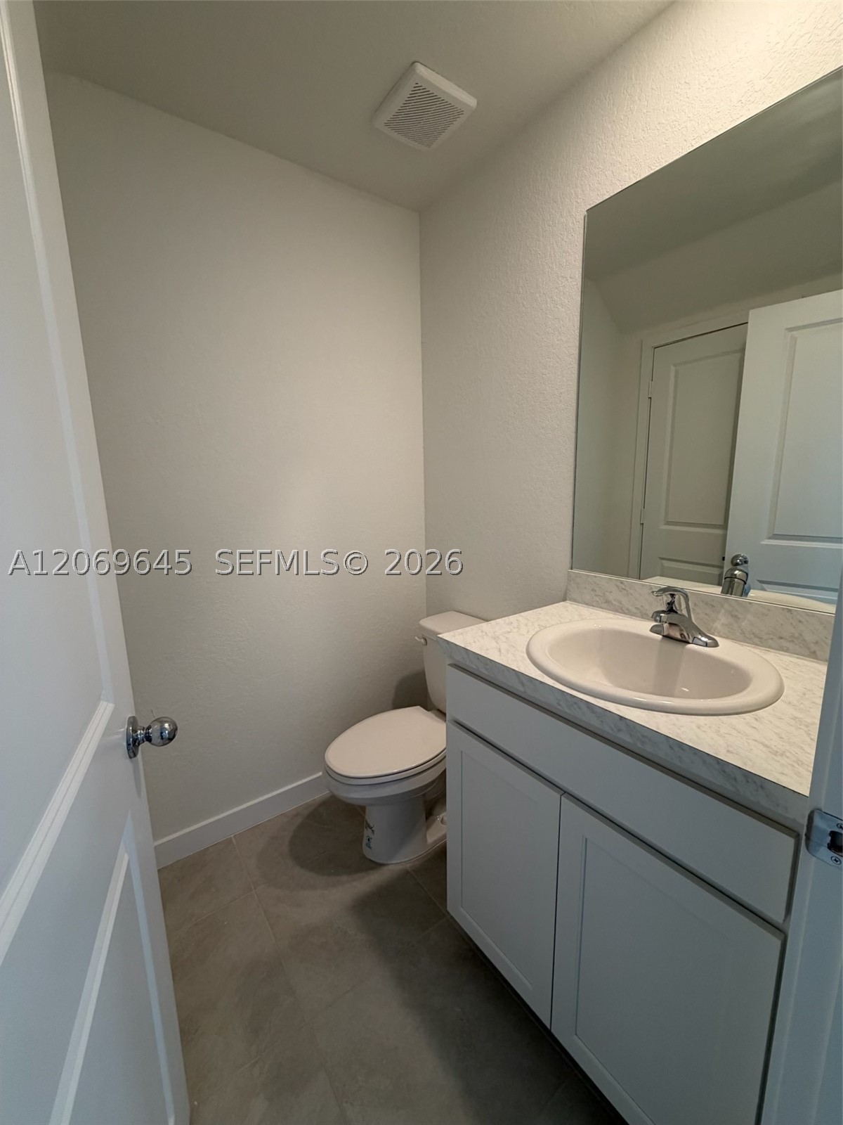 1432 Ne 4th Ave 0 Property Photo 6
