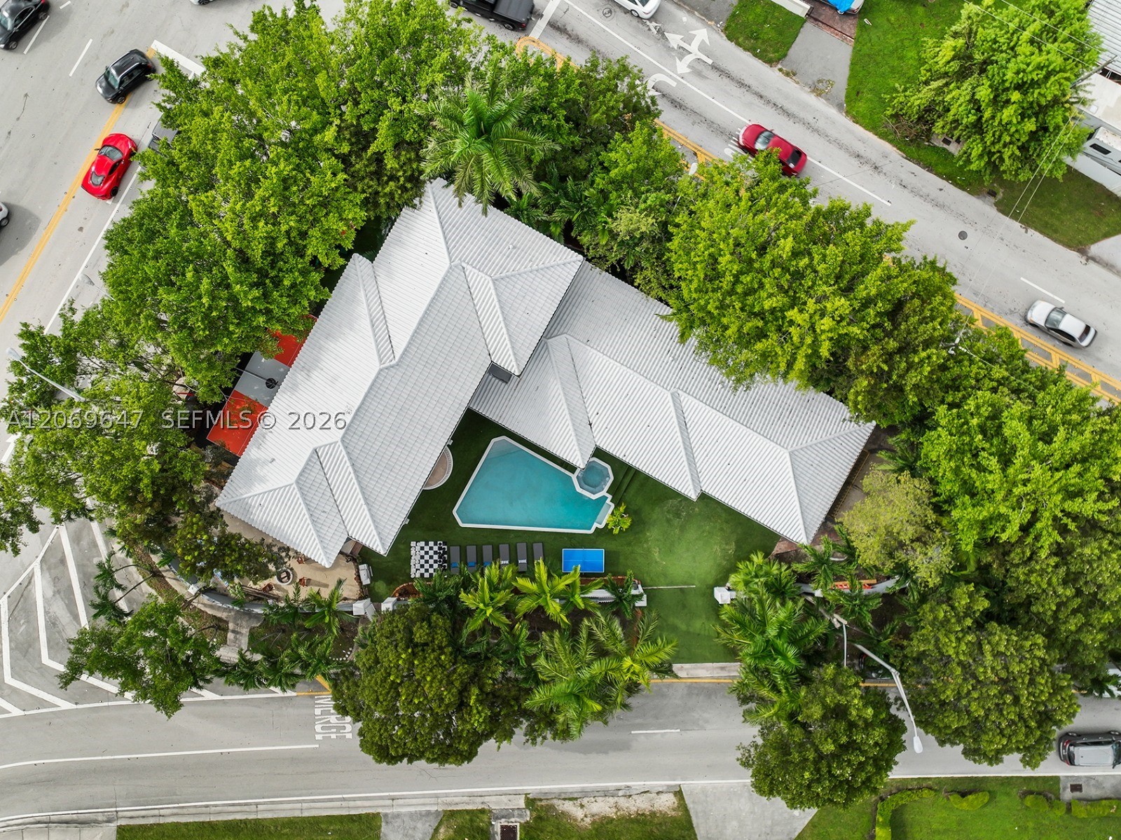 12141 Walsh Blvd Property Photo 5