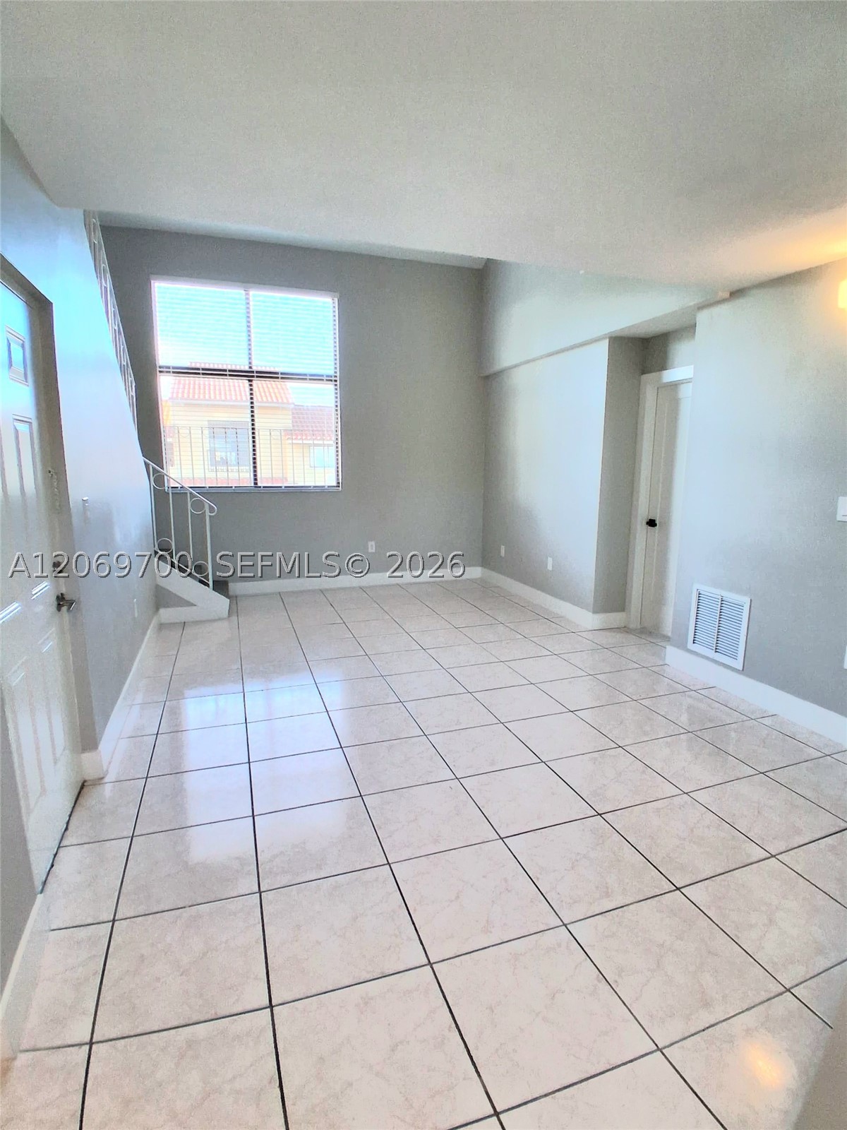 2770 W 60th Pl 201 Property Photo 2