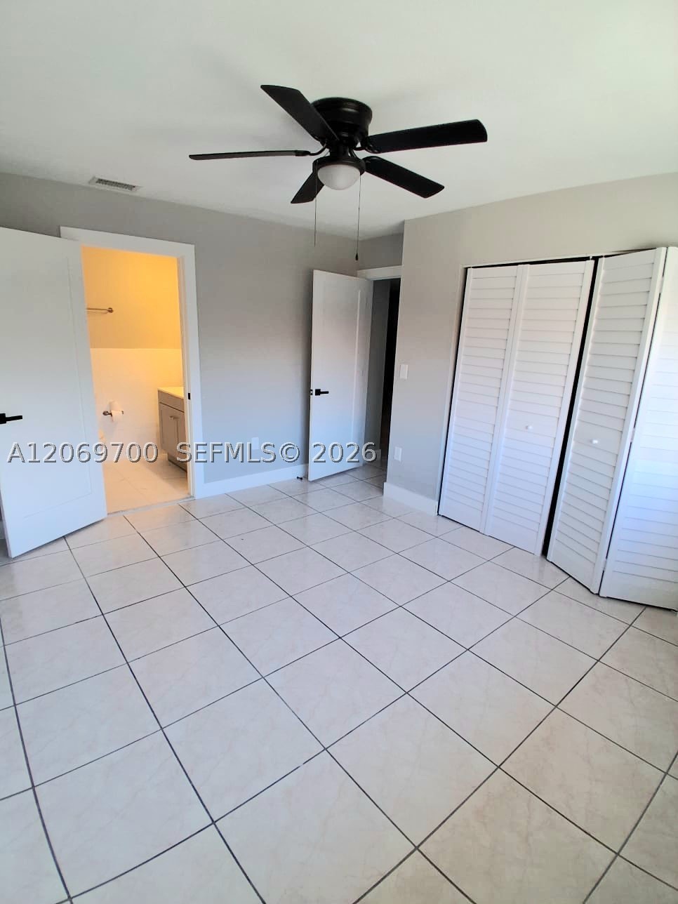 2770 W 60th Pl 201 Property Photo 4