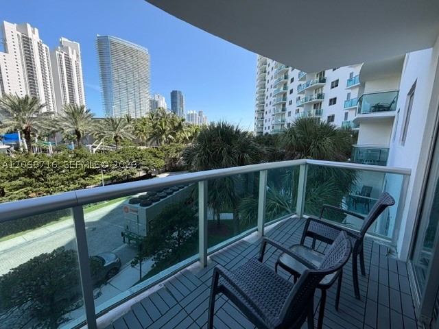 19370 Collins Ave 321 Property Photo 1
