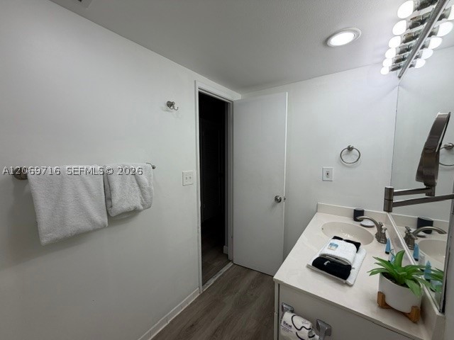 19370 Collins Ave 321 Property Photo 6