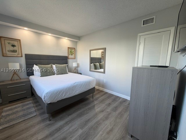 19370 Collins Ave 321 Property Photo 8
