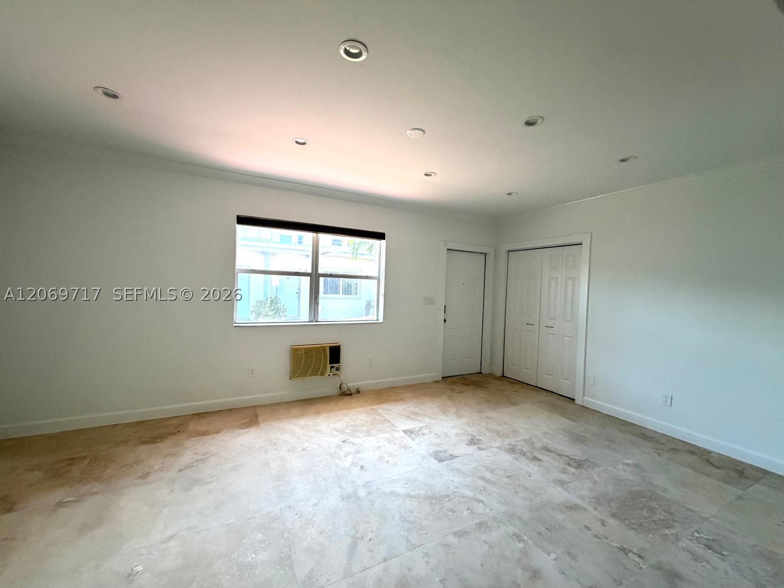 1239 Marseille Dr 2 Property Photo 4