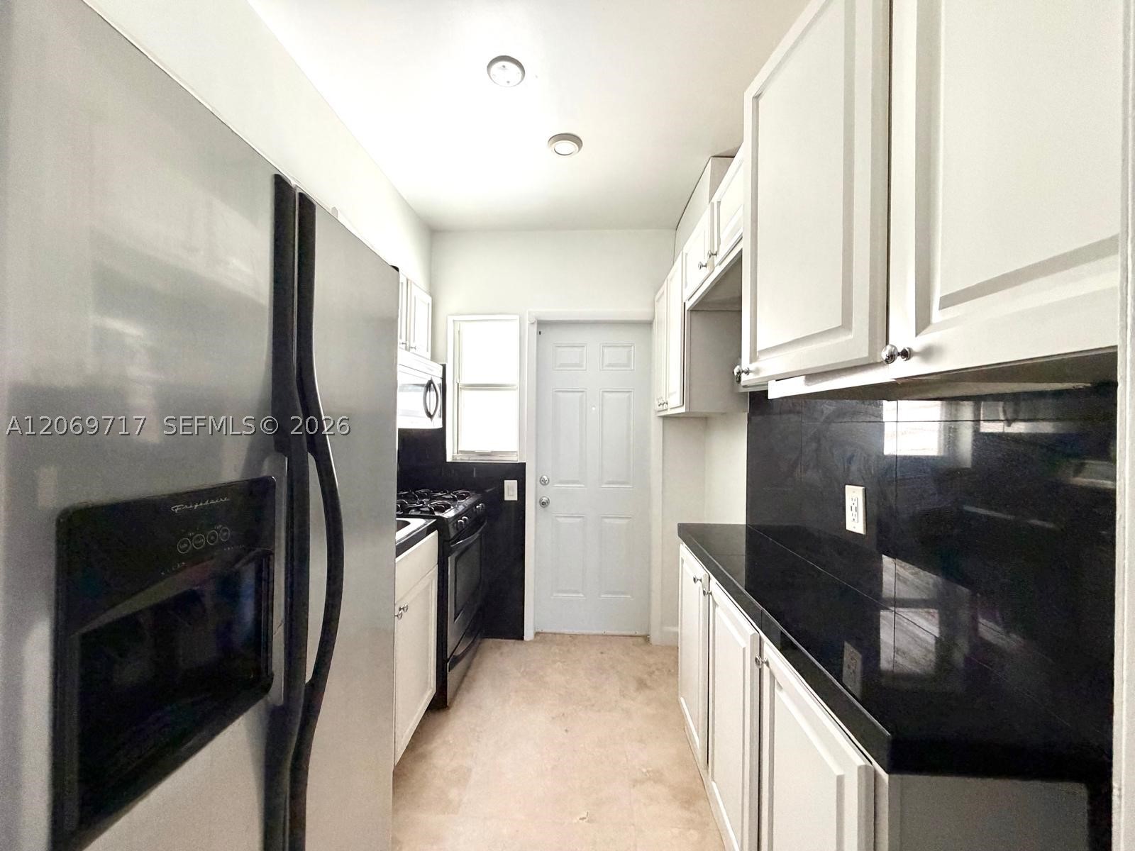 1239 Marseille Dr 2 Property Photo 6
