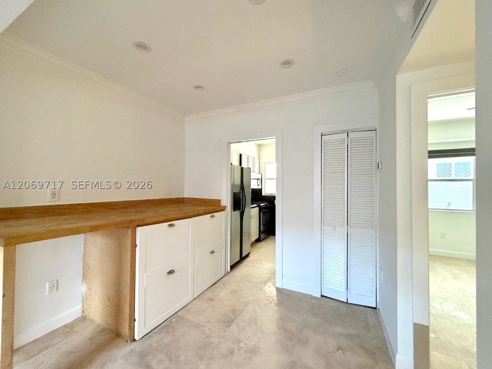 1239 Marseille Dr 2 Property Photo 7