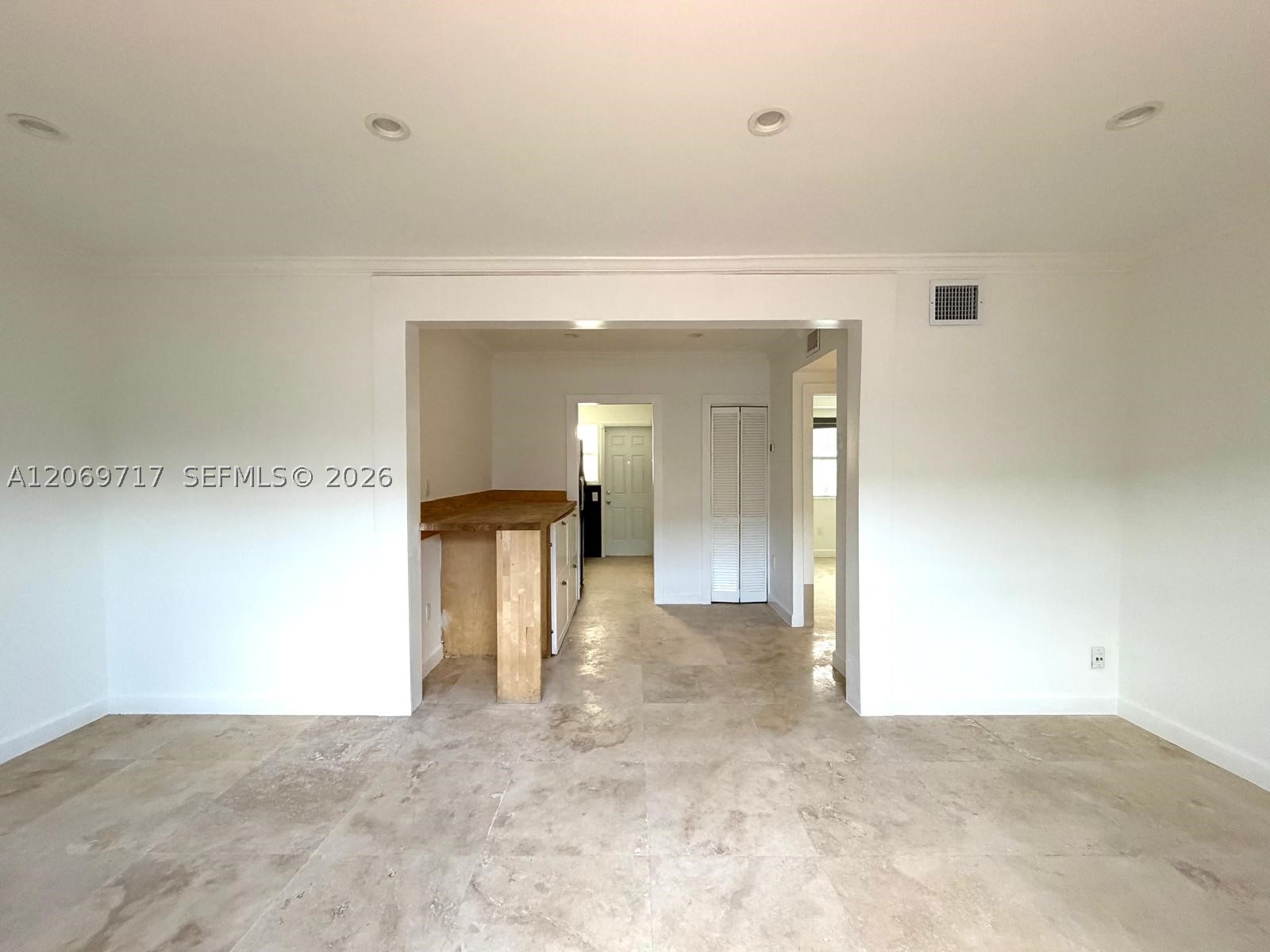 1239 Marseille Dr 2 Property Photo 8