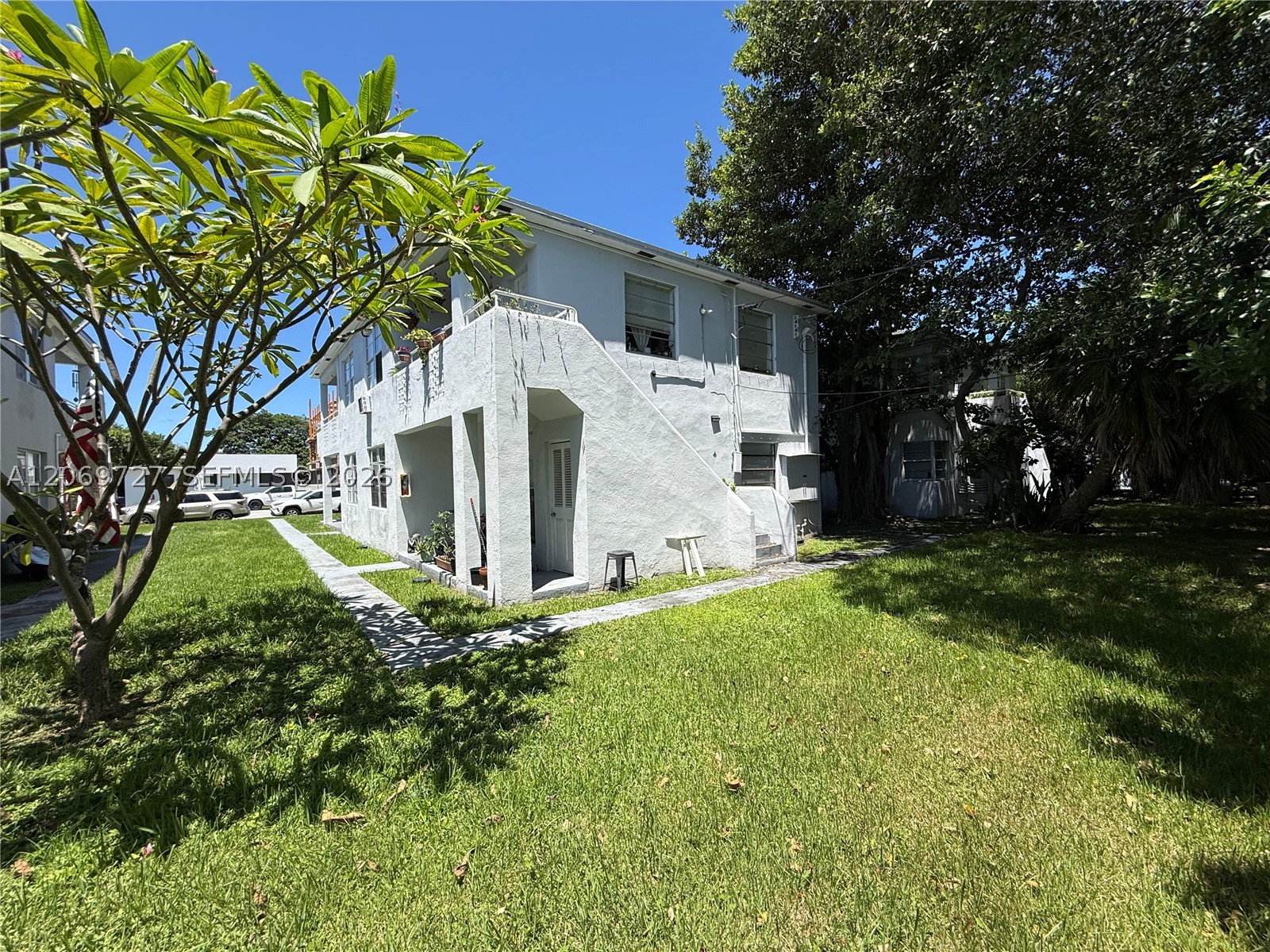 1794 Normandy Dr Property Photo 12