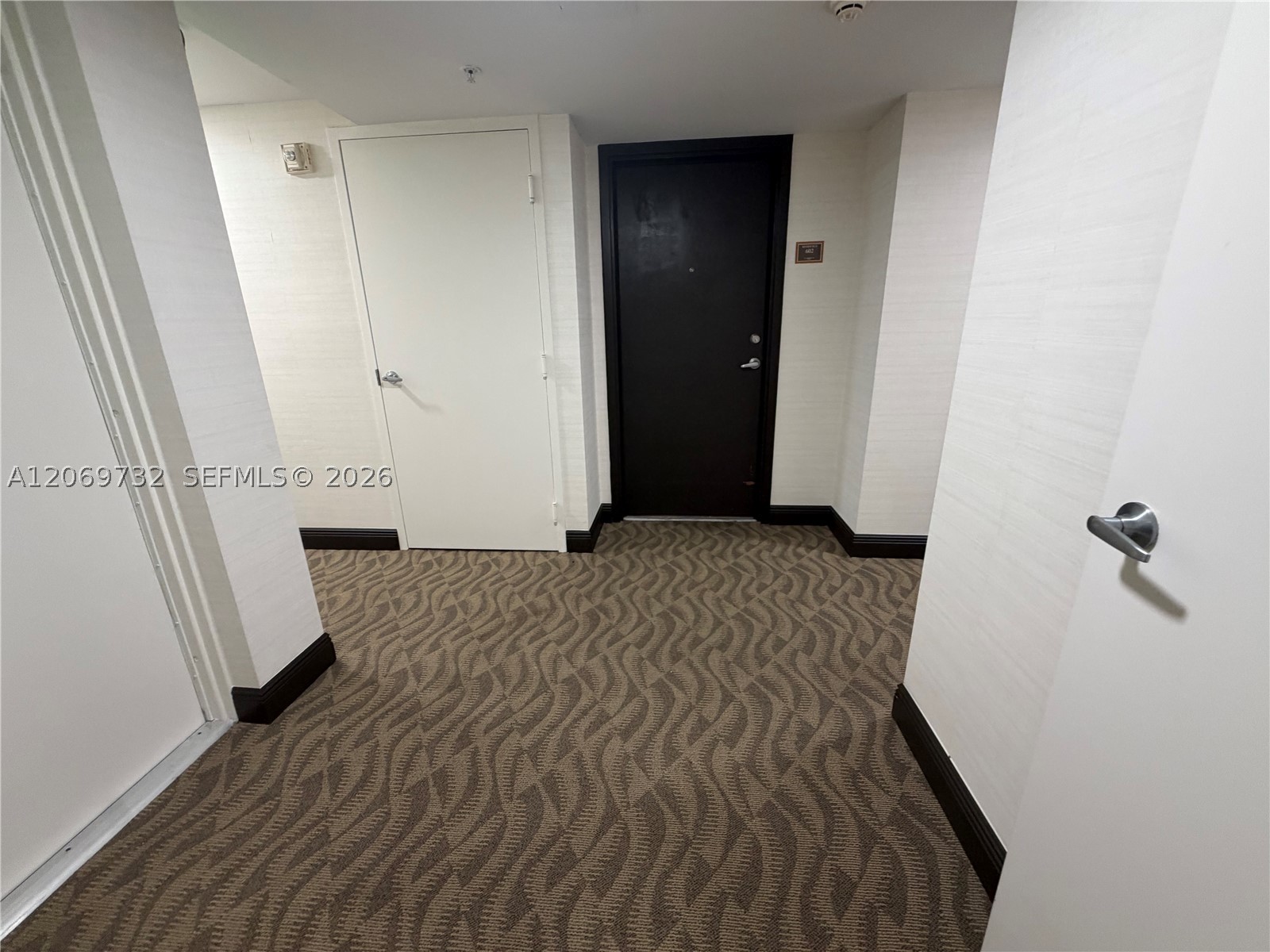 2011 N Ocean Blvd 602 Property Photo 6