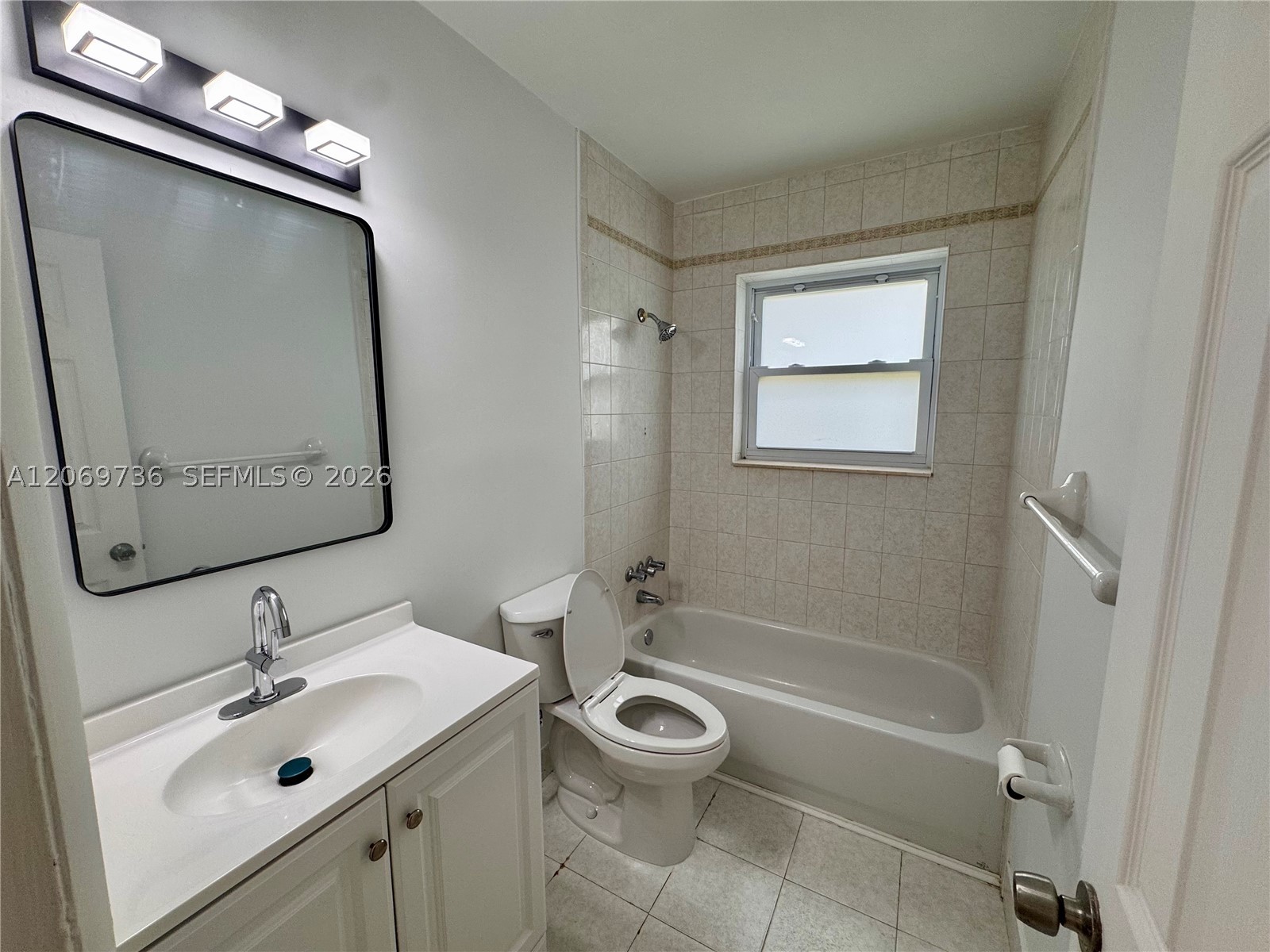 4720 Sw 25th Ter Property Photo 11