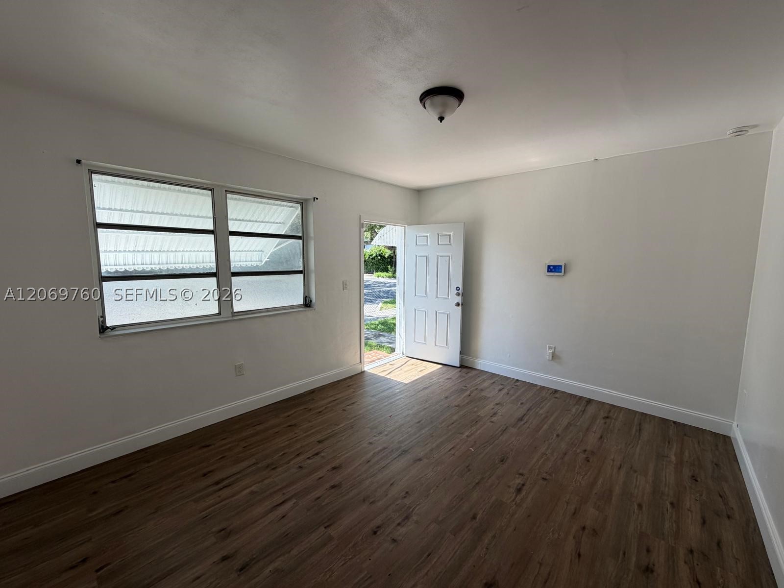 890 NW 55th St 2 Property Photo 1