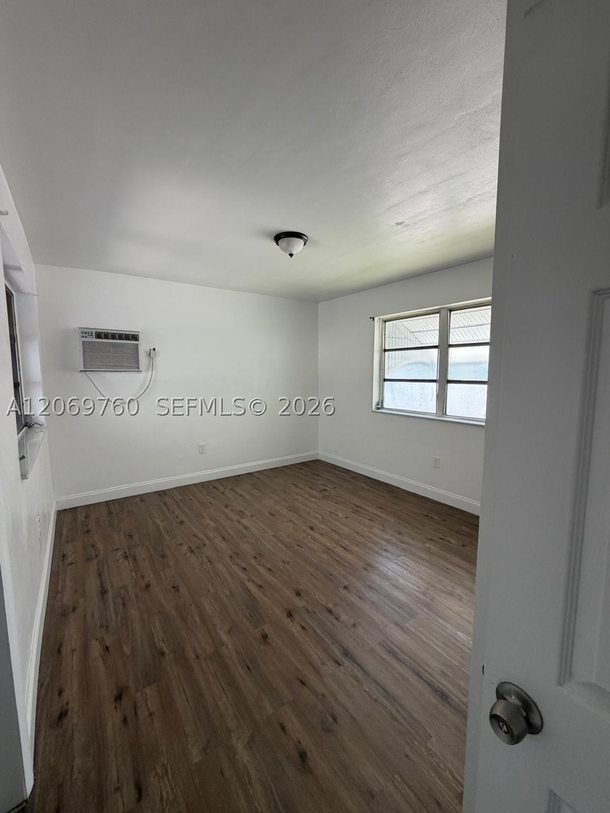890 Nw 55th St 2 Property Photo 10
