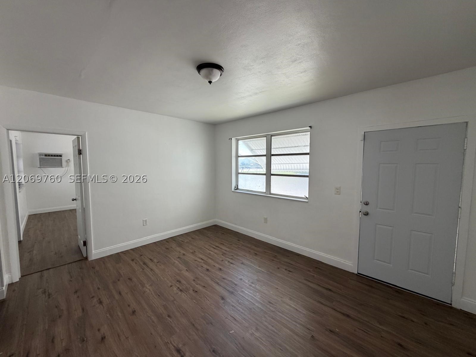 890 Nw 55th St 2 Property Photo 15
