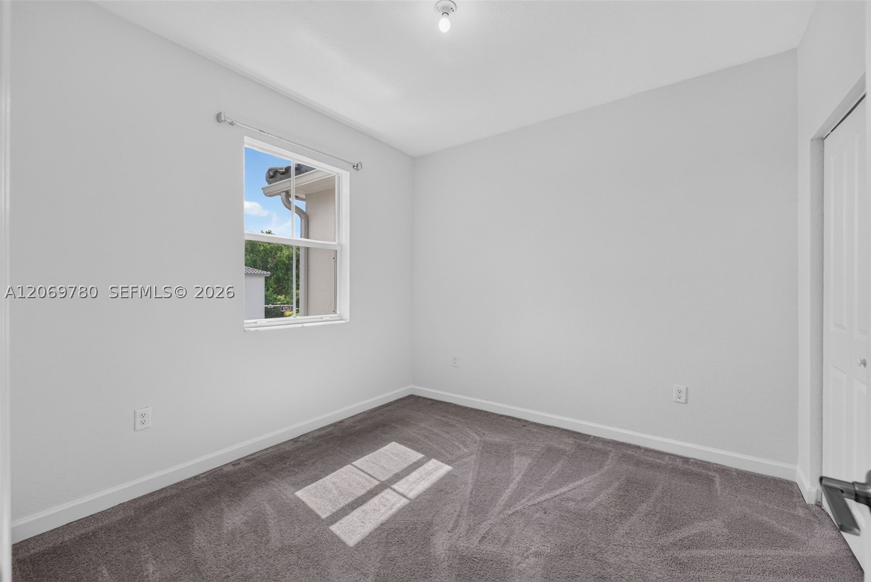 1586 Se 27th Ter 1586 Property Photo 28