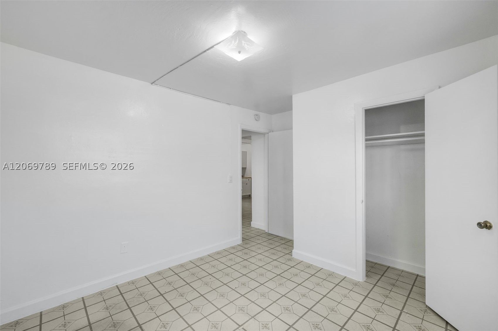 126 Sw 18th Ave 4 Property Photo 12